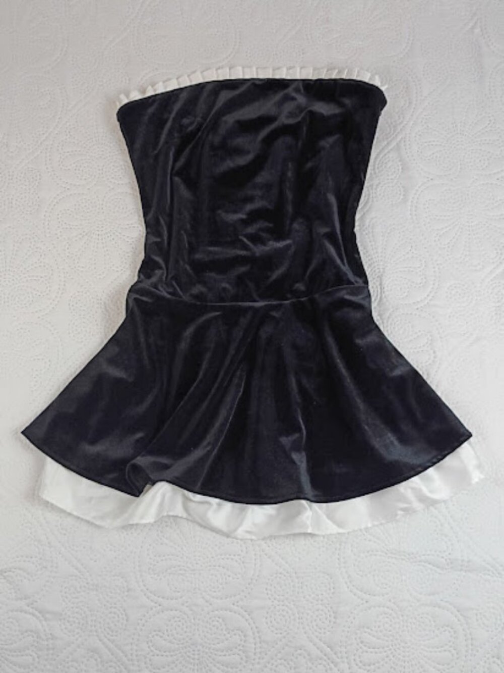 NWOT Black Velvet Boned Corset Lace Up Strapless Peplum Mini Dress Size L